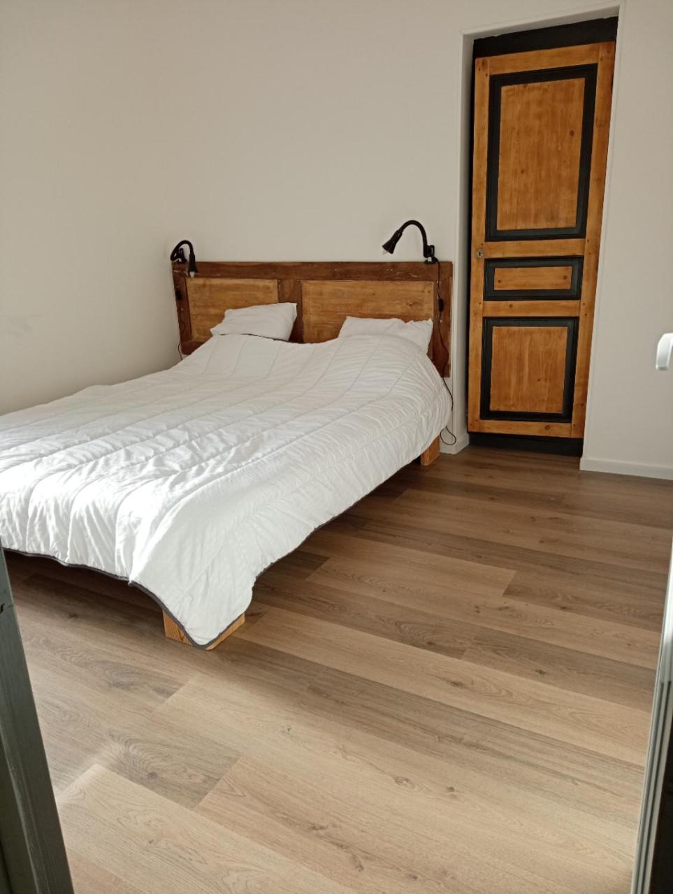 Appart Proche Toutes Commodites Souvigny Dış mekan fotoğraf